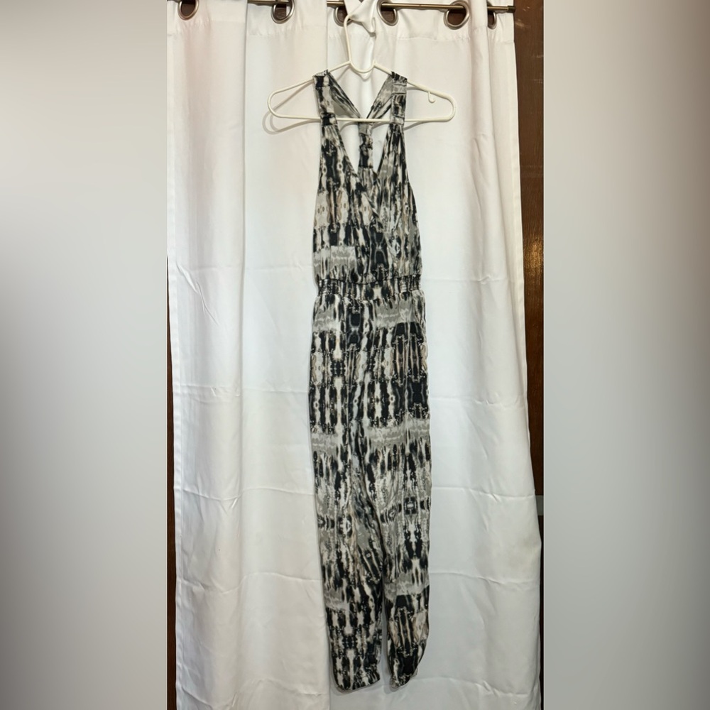 NWOT Charlie jade size xs silk jumpsuit beautiful and lightweight bohemian